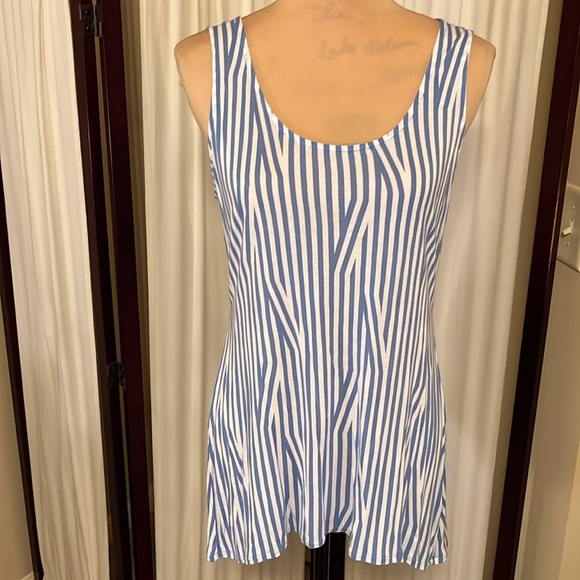 Cato blue and white abstract, striped long tank top size medium - Picture 1 of 8